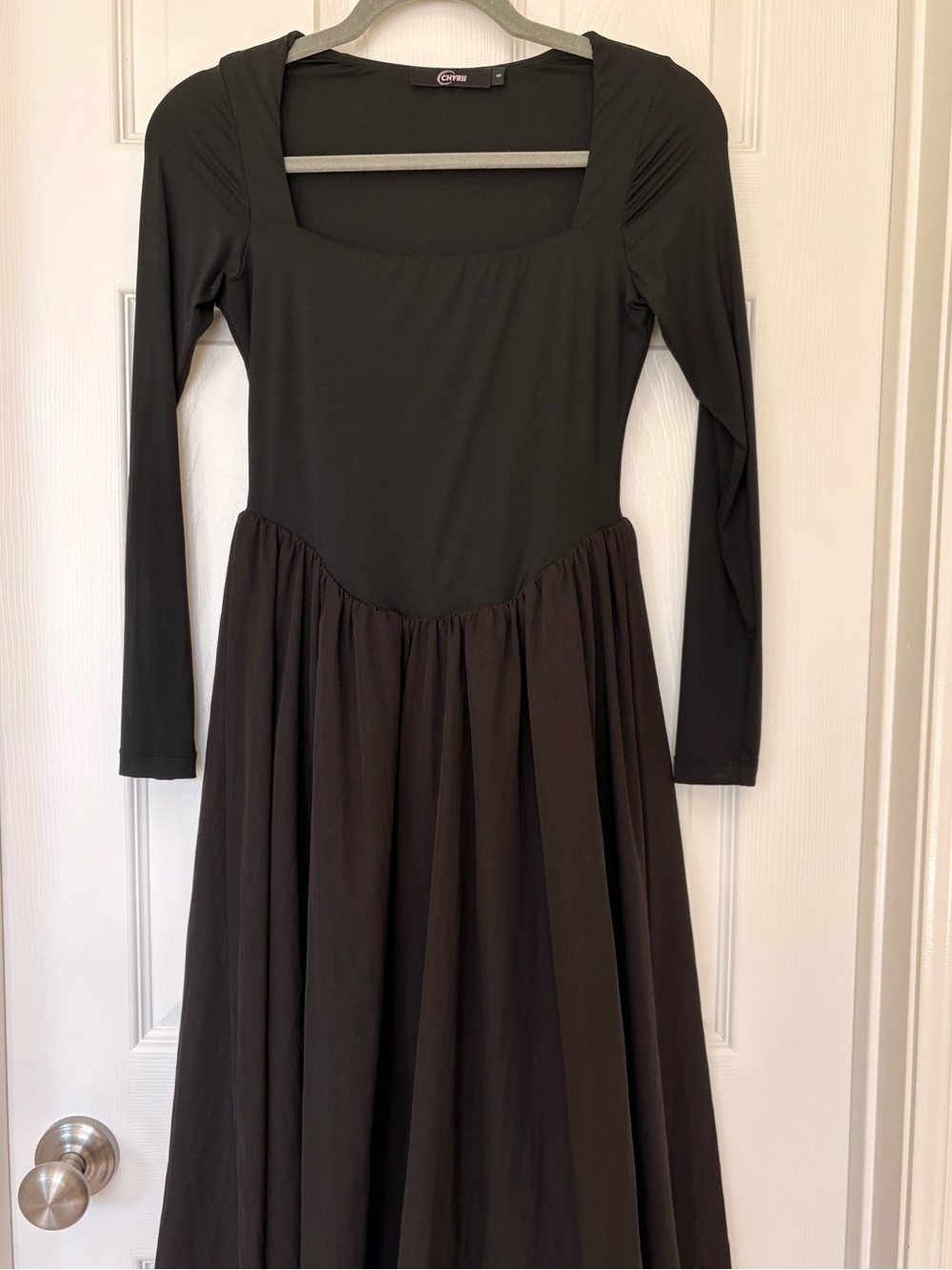 CHYRII Black Square Neck Long Sleeve A Line Midi Dress Small
